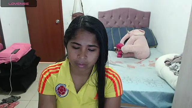 Snapshot of july-feria chatting on September 2025 05:23:01 PM july-feria online show from September 2025 05:23:01 PM