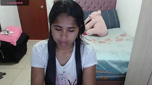 Snapshot of july-feria chatting on September 2025 05:24:02 PM july-feria online show from September 2025 05:24:02 PM