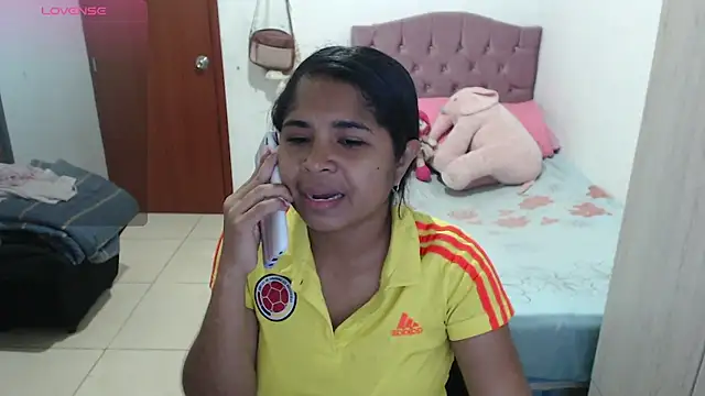 Snapshot of july-feria chatting on November 2025 10:25:01 PM july-feria online show from November 2025 10:25:01 PM