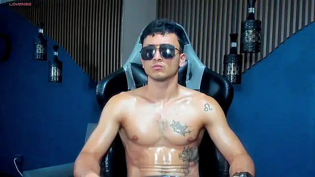 BrandonColee online show from January 2025 04:03:01 PM