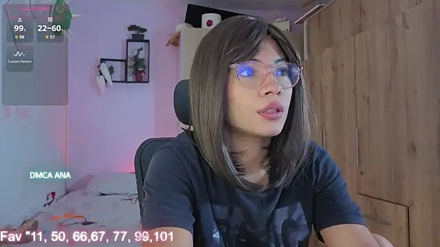 Anatomson    online show from December 2025 03:28:02 PM