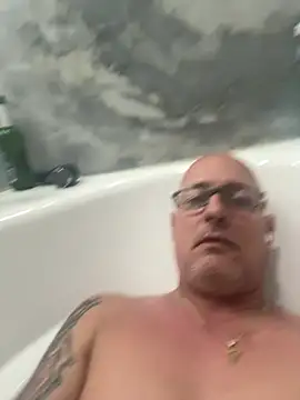 carlospingalinda online show from March 2025 10:17:01 PM