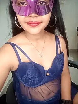 Snapshot of Babbyy_doll chatting on February 2025 09:48:02 PM Babbyy doll online show from February 2025 09:48:02 PM
