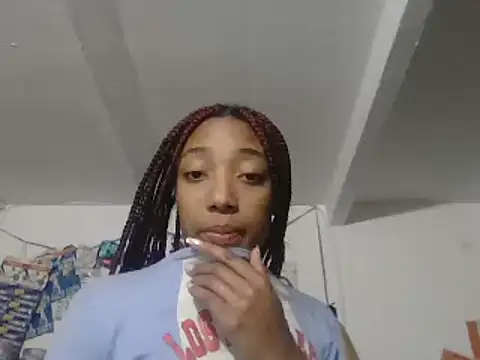 esmeralda-bk online show from March 2025 01:00:02 AM