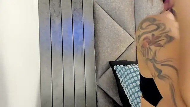 SabrinaSpell  online show from February 2026 07:31:02 PM