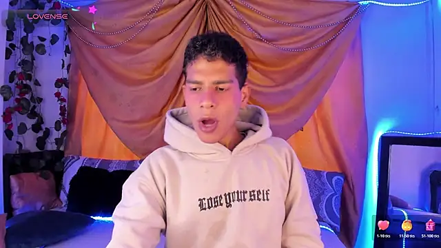 Ethan Boyy online show from November 2025 09:48:02 PM