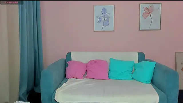 Snapshot of AmeliaLoveee chatting on January 2025 02:25:01 PM AmeliaLoveee online show from January 2025 02:25:01 PM