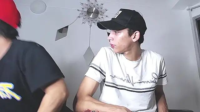 Hot boys hto online show from January 2025 05:53:01 AM