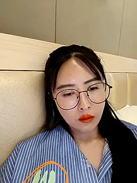 Snapshot of lilandi0521 chatting on March 2025 05:21:02 AM lilandi0521 online show from March 2025 05:21:02 AM