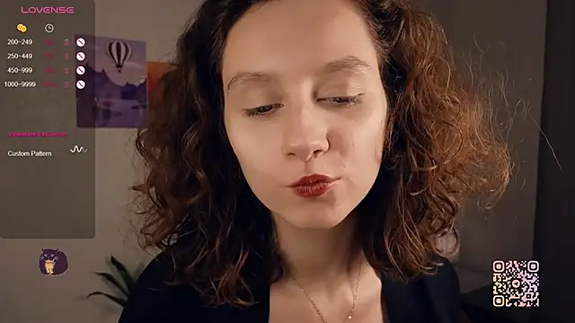 Leya Curly online show from September 2025 01:43:02 PM