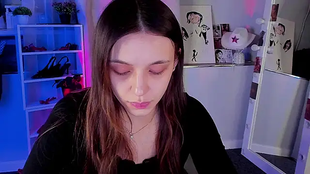 Snapshot of Sahara_Shields chatting on November 2025 10:20:01 AM Sahara Shields online show from November 2025 10:20:01 AM