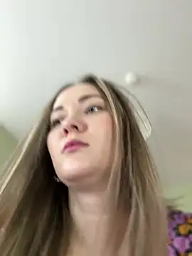 Snapshot of Kiss_My_Body chatting on February 2025 02:23:01 PM Kiss My Body online show from February 2025 02:23:01 PM