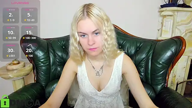 HillEva online show from October 2025 08:18:01 AM