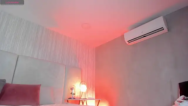 Stefanyduque1 online show from January 2025 04:47:01 PM