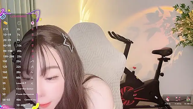 Alano-01 online show from November 2025 02:09:01 AM