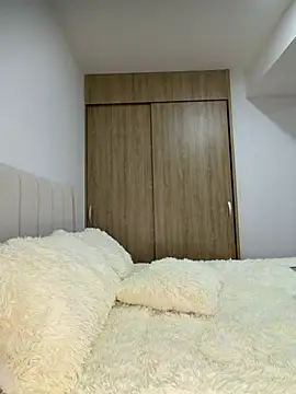 IslaBlaze online show from February 2026 01:17:01 AM