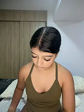 IslaBlaze online show from July 2026 01:25:01 PM