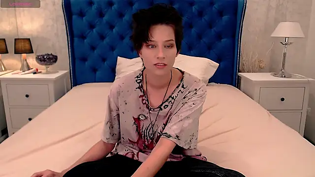 via mayer  online show from October 2025 08:50:02 PM