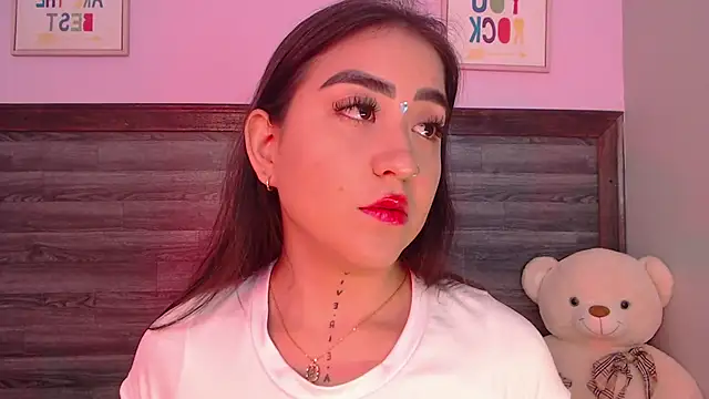 AdaaMillan online show from January 2026 08:25:01 PM