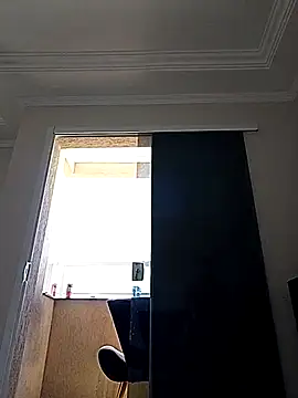 Snapshot of Santanacumxplod chatting on February 2025 01:41:01 PM Santanacumxplod online show from February 2025 01:41:01 PM