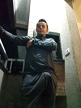 Snapshot of Santanacumxplod chatting on February 2025 03:04:02 AM Santanacumxplod online show from February 2025 03:04:02 AM