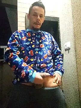 Snapshot of Santanacumxplod chatting on October 2025 02:33:01 AM Santanacumxplod online show from October 2025 02:33:01 AM