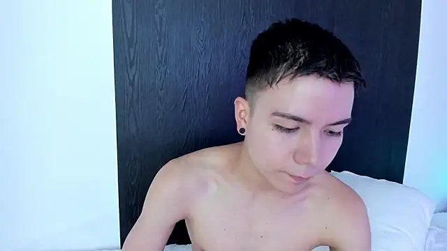 alanblack1 online show from January 2025 06:28:01 PM