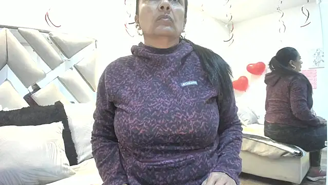 raquell moore online show from February 2026 02:25:01 PM