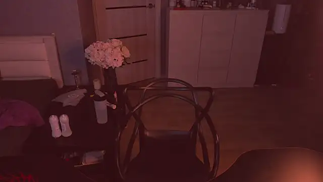 foxy jpg online show from November 2025 09:57:02 PM