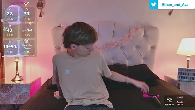 ethan and ava online show from September 2025 12:54:01 PM