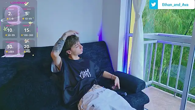 ethan and ava online show from October 2025 12:37:01 PM