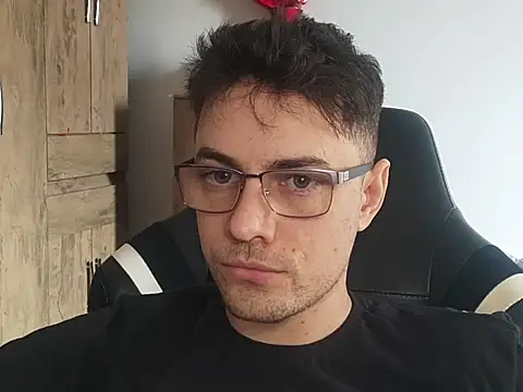 Dyllan   online show from October 2025 02:05:02 PM