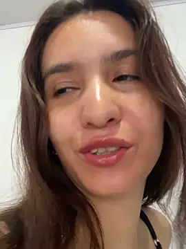 Bella still online show from March 2026 01:36:02 PM