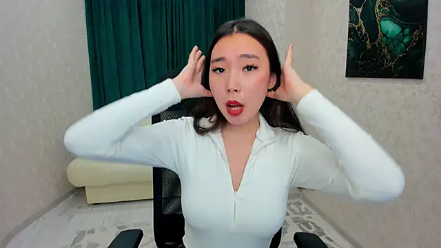 AnnaReyla online show from February 2025 11:09:02 AM