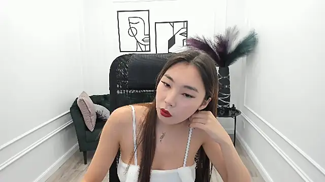 AnnaReyla online show from September 2025 11:21:02 AM