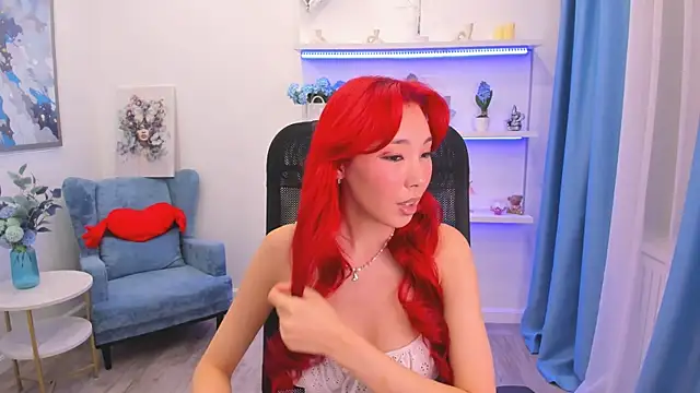AnnaReyla online show from July 2026 07:09:01 PM