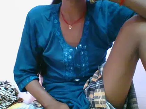 Snapshot of Divya-2007 chatting on July 2026 03:16:01 PM Divya-2007 online show from July 2026 03:16:01 PM