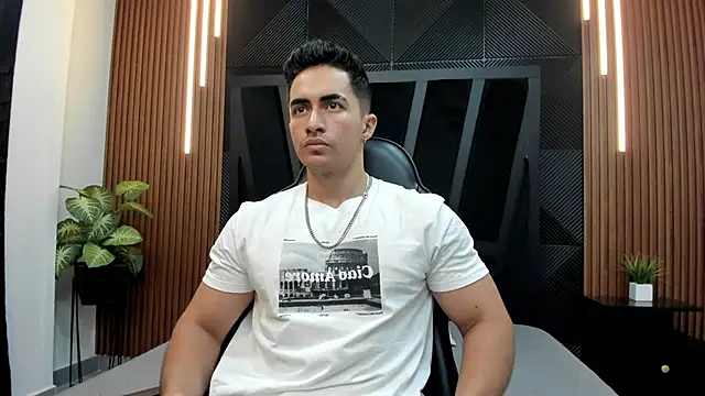 Brad Summer online show from February 2025 05:50:02 PM