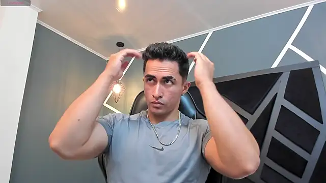 Brad Summer online show from February 2025 05:10:02 PM