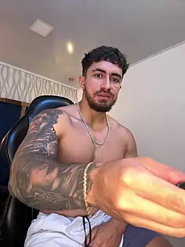 Brad Summer online show from November 2025 05:23:01 PM