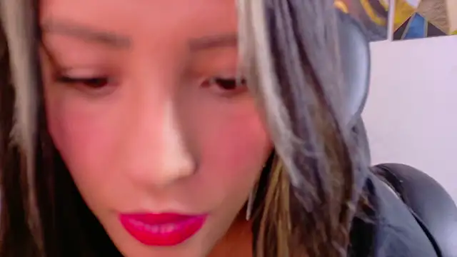 ArianaGolden online show from February 2026 05:36:01 PM