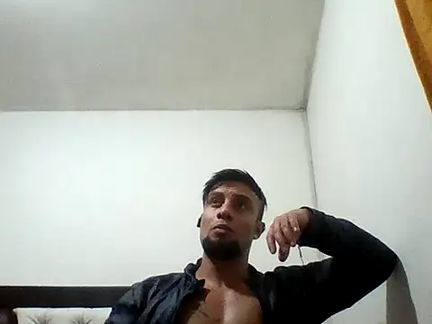 Snapshot of davidcr89 chatting on September 2025 06:35:01 AM davidcr89 online show from September 2025 06:35:01 AM