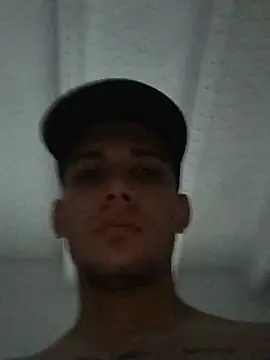 Snapshot of TooledUsurer chatting on August 2026 01:07:02 AM TooledUsurer online show from August 2026 01:07:02 AM