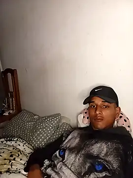 Snapshot of Pabllotonho chatting on October 2025 11:05:01 PM Pabllotonho online show from October 2025 11:05:01 PM