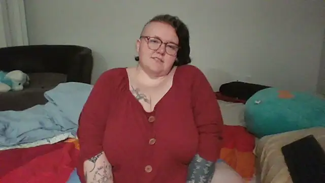 Snapshot of CorgiGodez98 chatting on March 2025 05:42:02 AM CorgiGodez98 online show from March 2025 05:42:02 AM