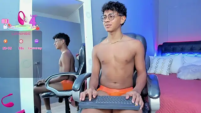 Dawn16  online show from September 2025 08:34:02 PM