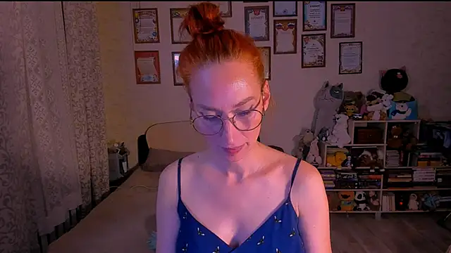 red rocco online show from March 2025 07:42:02 PM