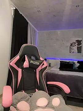 Snapshot of Rosariolovex chatting on February 2025 08:27:02 PM Rosariolovex online show from February 2025 08:27:02 PM