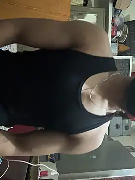 hot hunk boy online show from February 2025 08:33:02 PM