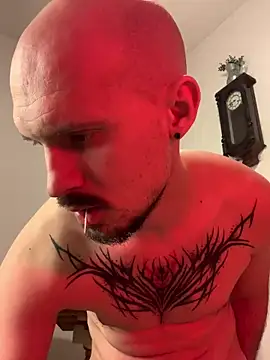 AssHunter4k online show from March 2025 06:05:02 PM